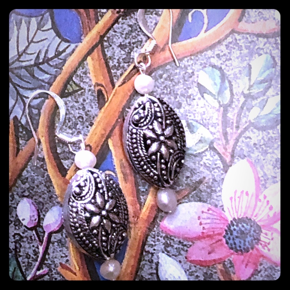 Floral Silver & Pearl Earrings - Picture 1 of 8